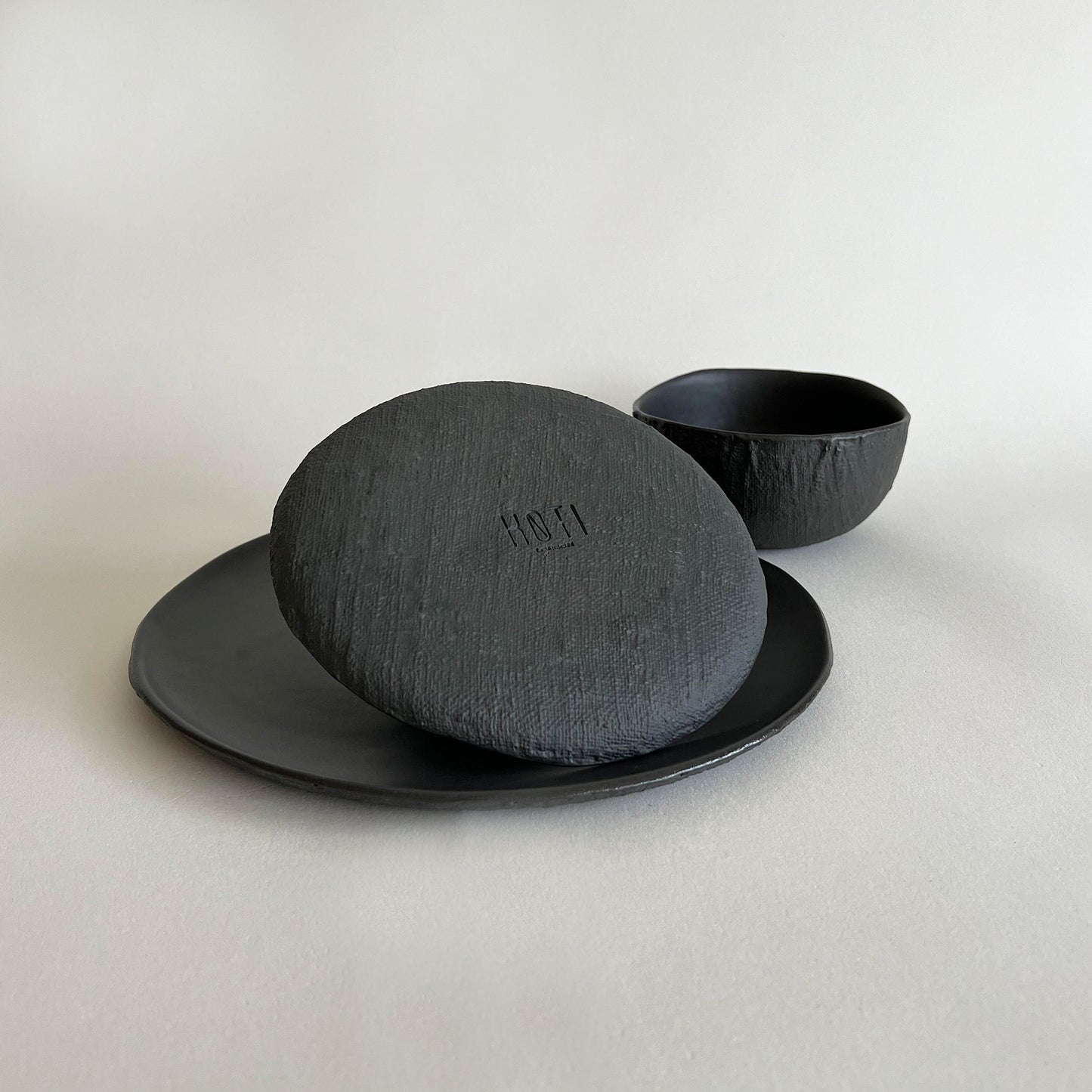 black matte ceramic plates and bowl set