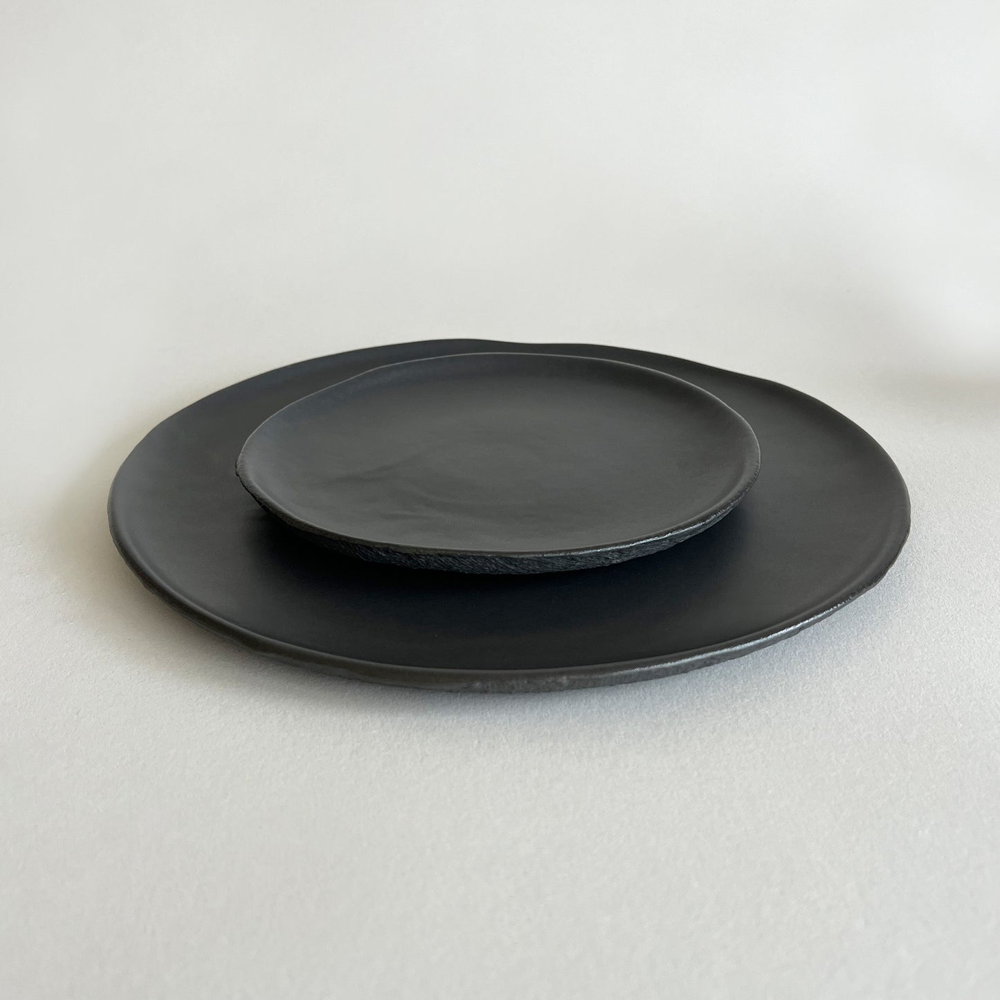 black matte ceramic plates set of 2