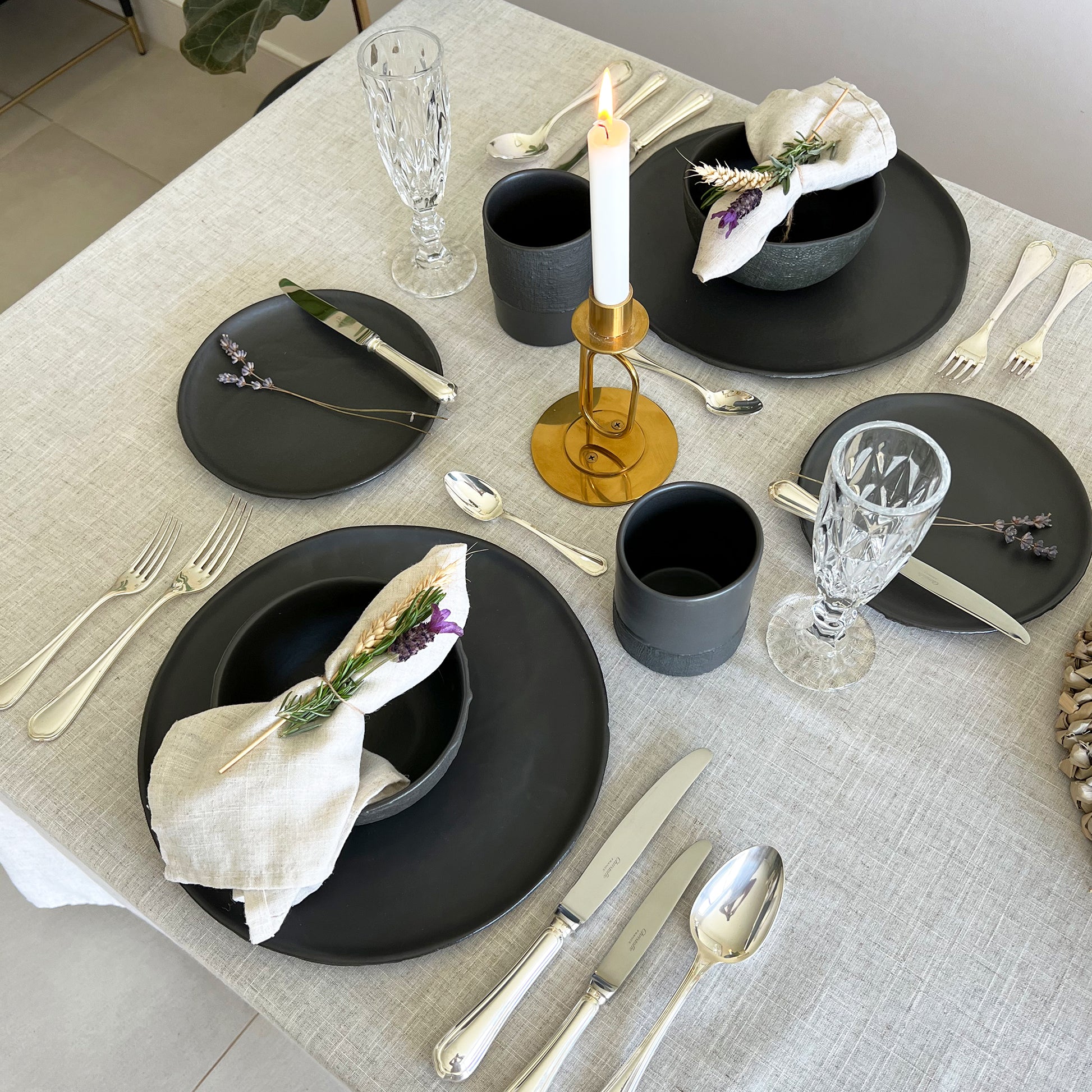 small black ceramic plate, black ceramic set, black ceramic set, large black ceramic plate, Ceramic plates, Handmade dinnerware, black Tableware, Dinnerware Set, black Ceramic Plate, black Plate, Glazed Plate, Matte Plate, Organic Dinner Set, Stoneware Dinner Set, Rustic Dinner Set, Wabi Sabi Dinnerware, Scandi Tableware, Japandi Dinner Set