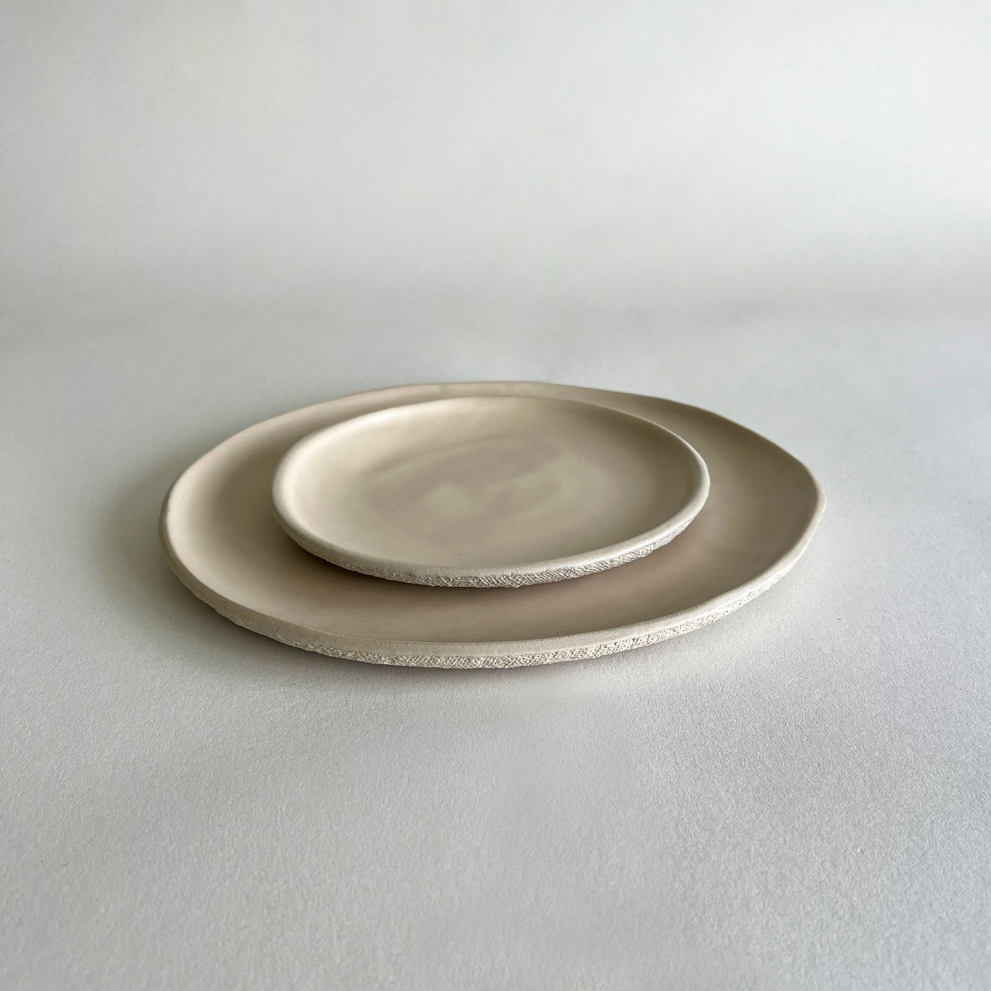 Ceramic plates, Handmade dinnerware, beige Tableware, Dinnerware Set, beige Ceramic Plate, beige Plate, Glazed Plate, Matte Plate, Organic Dinner Set, Stoneware Dinner Set, Rustic Dinner Set, Wabi Sabi Dinnerware, Scandi Tableware, Japandi Dinner Set